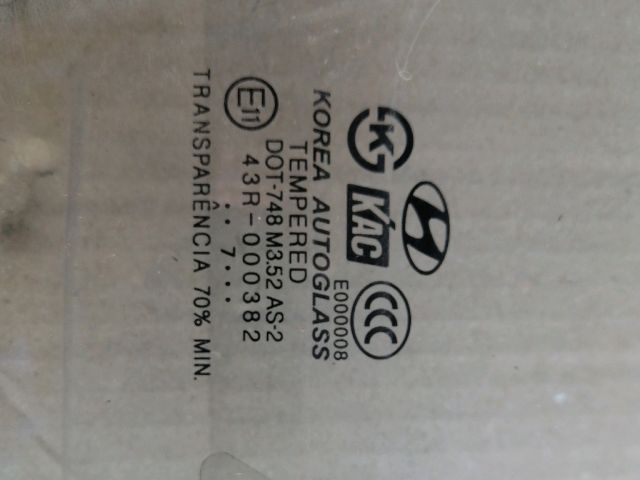 bontott HYUNDAI TUCSON Jobb első Ablak