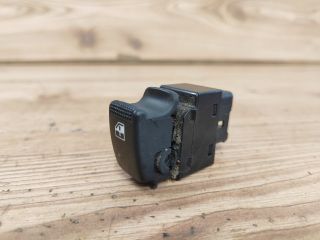 bontott HYUNDAI TUCSON Jobb első Ablakemelő Kapcsoló