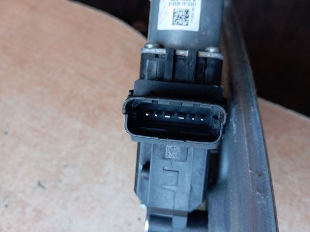 bontott HYUNDAI TUCSON Jobb első Ablakemelő Szerkezet (Elektromos)