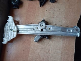 bontott HYUNDAI TUCSON Jobb első Ablakemelő Szerkezet (Elektromos)