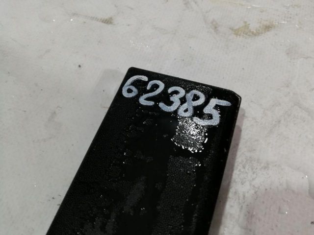 bontott HYUNDAI TUCSON Jobb első Ajtó Díszléc