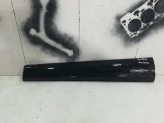 bontott HYUNDAI TUCSON Jobb első Ajtó Díszléc