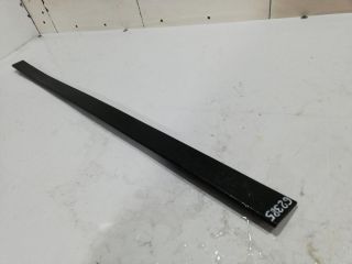 bontott HYUNDAI TUCSON Jobb első Ajtó Díszléc