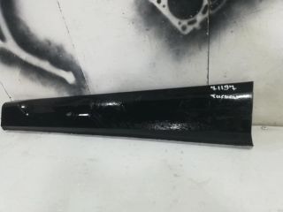 bontott HYUNDAI TUCSON Jobb első Ajtó Díszléc