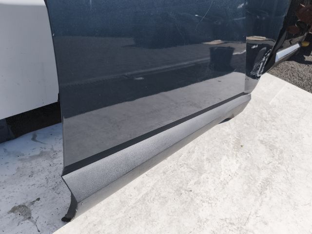 bontott HYUNDAI TUCSON Jobb első Ajtó (Üres lemez)