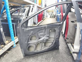 bontott HYUNDAI TUCSON Jobb első Ajtó (Üres lemez)