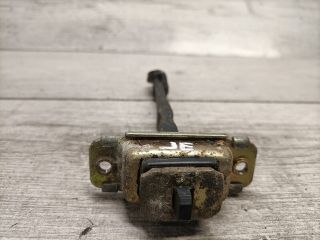 bontott HYUNDAI TUCSON Jobb első Ajtóhatároló