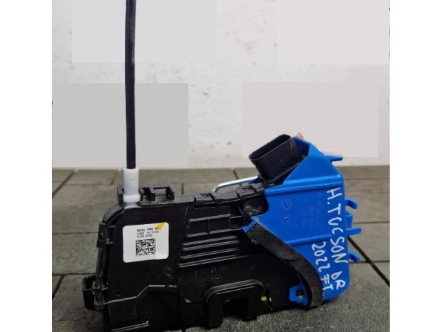 bontott HYUNDAI TUCSON Jobb első Ajtózár