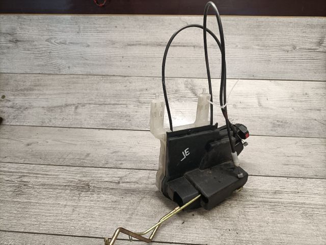 bontott HYUNDAI TUCSON Jobb első Ajtózár