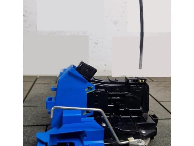 bontott HYUNDAI TUCSON Jobb első Ajtózár