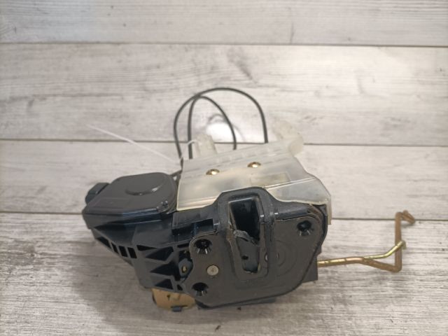 bontott HYUNDAI TUCSON Jobb első Ajtózár