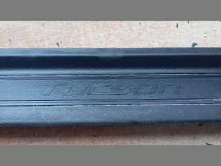 bontott HYUNDAI TUCSON Jobb első Belső Küszöb Burkolat