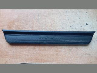 bontott HYUNDAI TUCSON Jobb első Belső Küszöb Burkolat