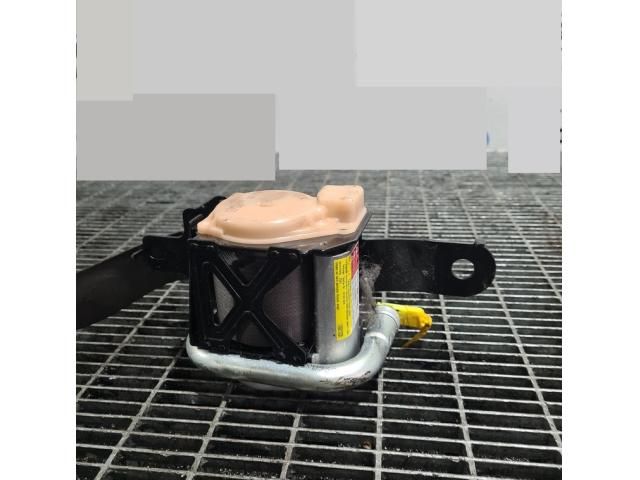 bontott HYUNDAI TUCSON Jobb első Biztonsági Öv