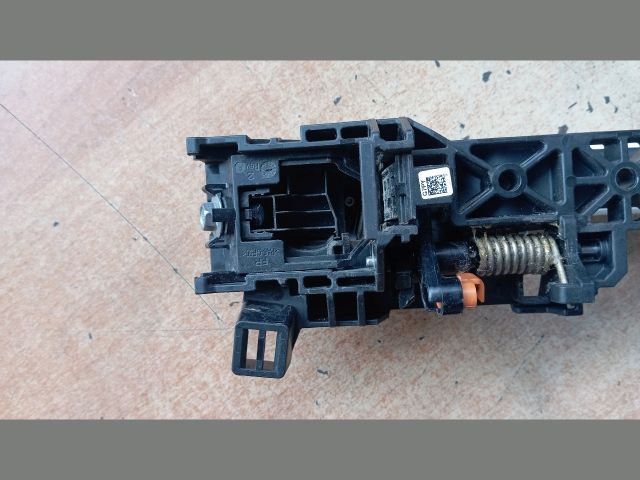 bontott HYUNDAI TUCSON Jobb első Külső Kilincs