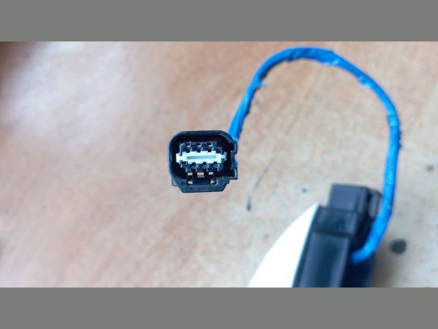 bontott HYUNDAI TUCSON Jobb első Külső Kilincs