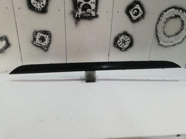 bontott HYUNDAI TUCSON Jobb első Küszöb Díszléc