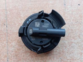 bontott HYUNDAI TUCSON Jobb első Oldal Ütközés Érzékelő