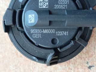 bontott HYUNDAI TUCSON Jobb első Oldal Ütközés Érzékelő