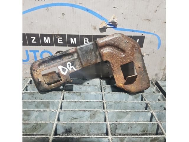 bontott HYUNDAI TUCSON Jobb Fényszóró Tartó