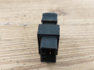 bontott HYUNDAI TUCSON Jobb hátsó Ablakemelő Kapcsoló