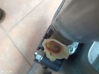 bontott HYUNDAI TUCSON Jobb hátsó Ablakemelő Motor