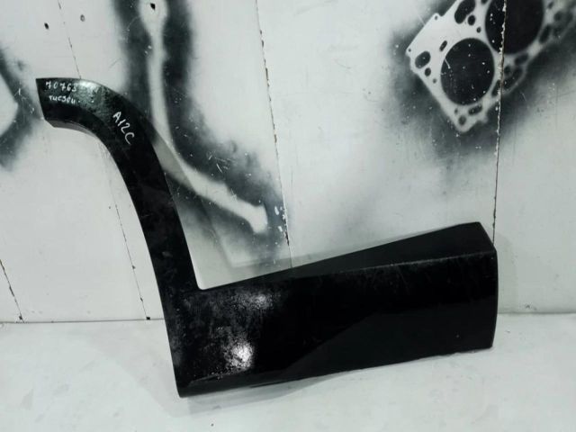 bontott HYUNDAI TUCSON Jobb hátsó Ajtó Díszléc