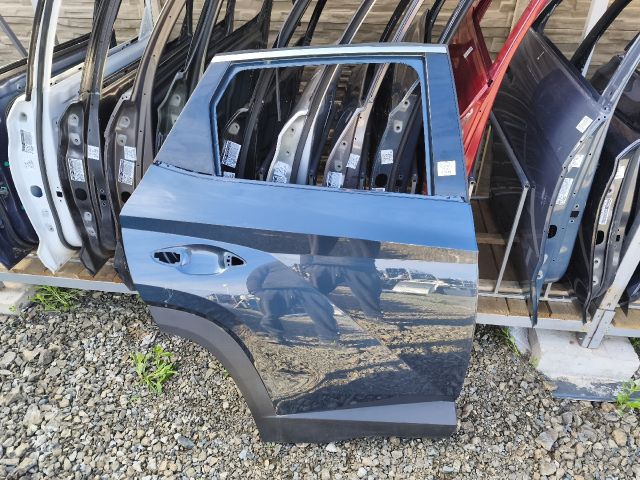 bontott HYUNDAI TUCSON Jobb hátsó Ajtó (Üres lemez)