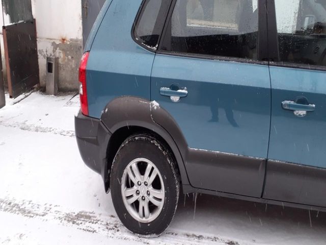 bontott HYUNDAI TUCSON Jobb hátsó Ajtó (Üres lemez)