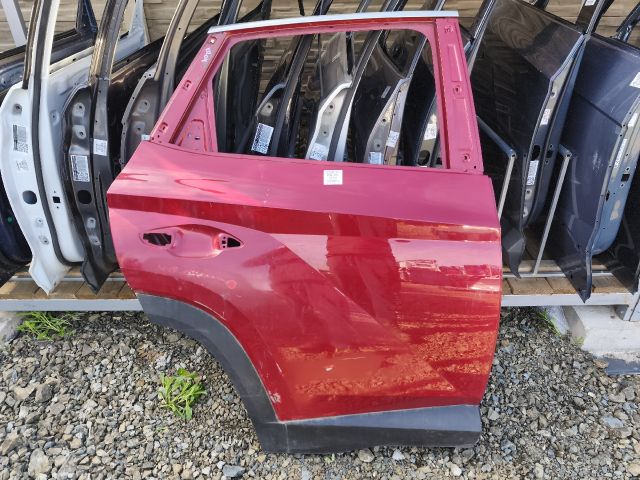 bontott HYUNDAI TUCSON Jobb hátsó Ajtó (Üres lemez)