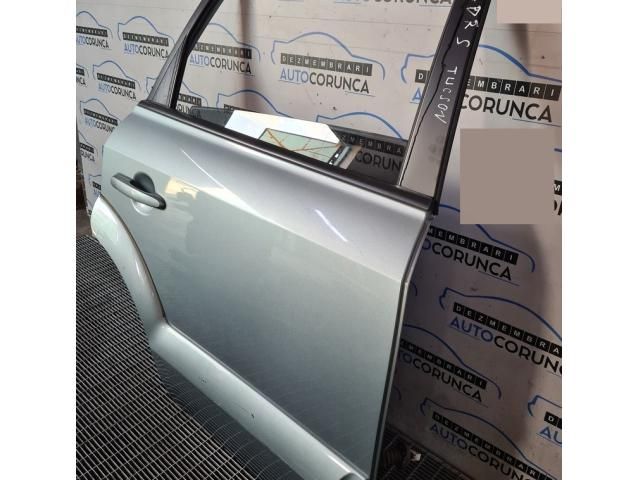 bontott HYUNDAI TUCSON Jobb hátsó Ajtó (Üres lemez)