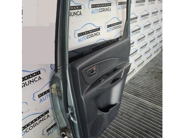 bontott HYUNDAI TUCSON Jobb hátsó Ajtó (Üres lemez)