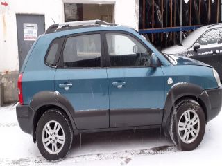 bontott HYUNDAI TUCSON Jobb hátsó Ajtó (Üres lemez)