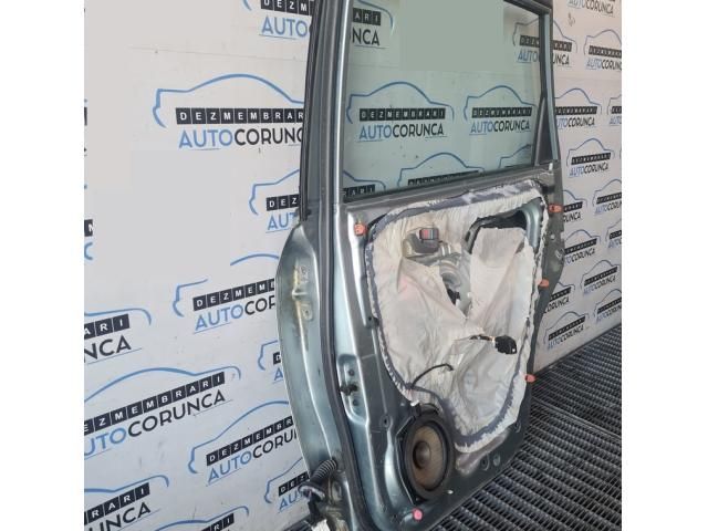 bontott HYUNDAI TUCSON Jobb hátsó Ajtó (Üres lemez)