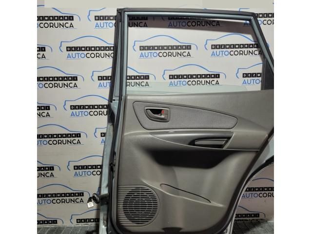 bontott HYUNDAI TUCSON Jobb hátsó Ajtó (Üres lemez)