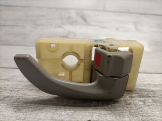 bontott HYUNDAI TUCSON Jobb hátsó Belső Kilincs