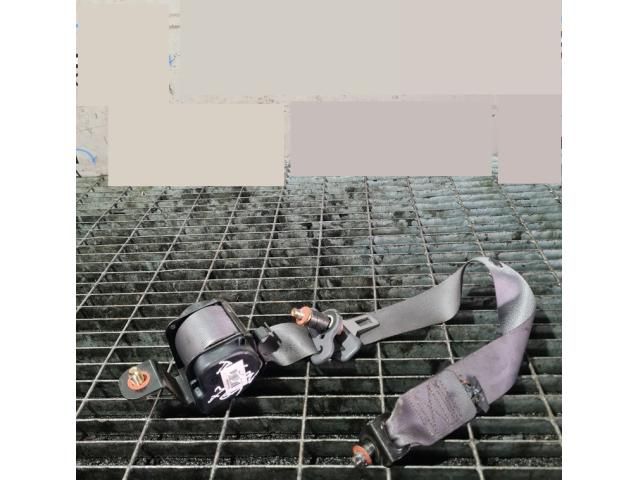 bontott HYUNDAI TUCSON Jobb hátsó Biztonsági Öv