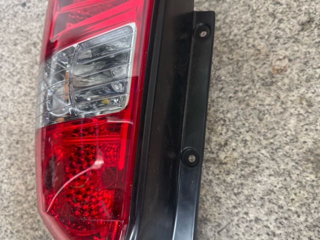 bontott HYUNDAI TUCSON Jobb Hátsó Lámpa