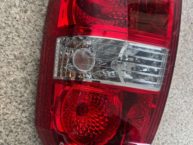 bontott HYUNDAI TUCSON Jobb Hátsó Lámpa