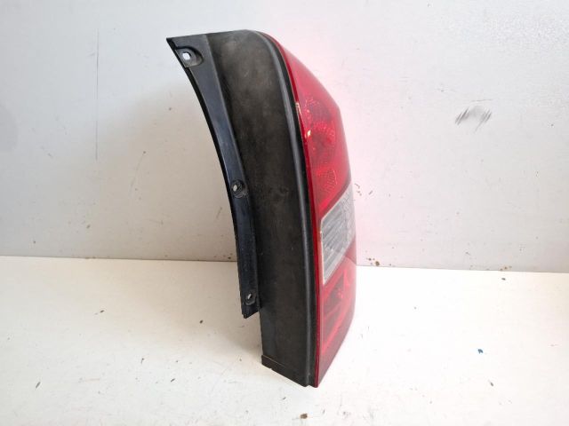 bontott HYUNDAI TUCSON Jobb Hátsó Lámpa