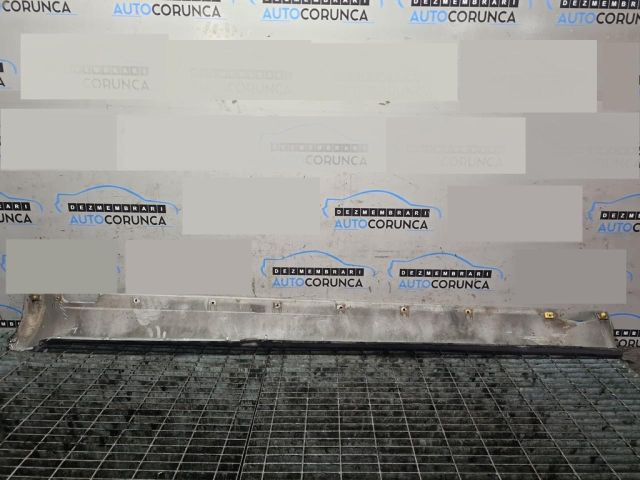 bontott HYUNDAI TUCSON Jobb Küszöb