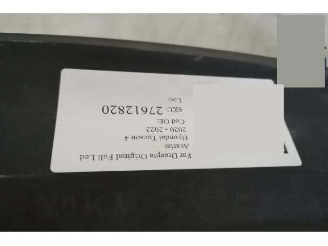 bontott HYUNDAI TUCSON Jobb Ledes Fényszóró