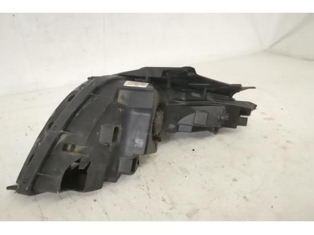 bontott HYUNDAI TUCSON Jobb Ledes Fényszóró