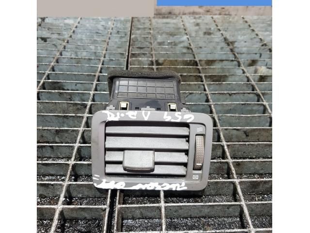 bontott HYUNDAI TUCSON Jobb Szellőző