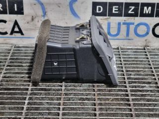 bontott HYUNDAI TUCSON Jobb Szellőző