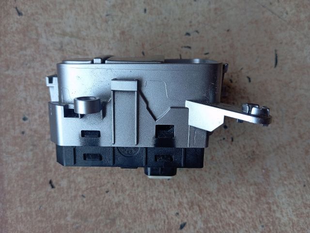 bontott HYUNDAI TUCSON Kézifék Kapcsoló