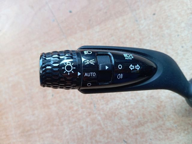 bontott HYUNDAI TUCSON Komplett Kormánykapcsoló (Bajuszkapcsoló)