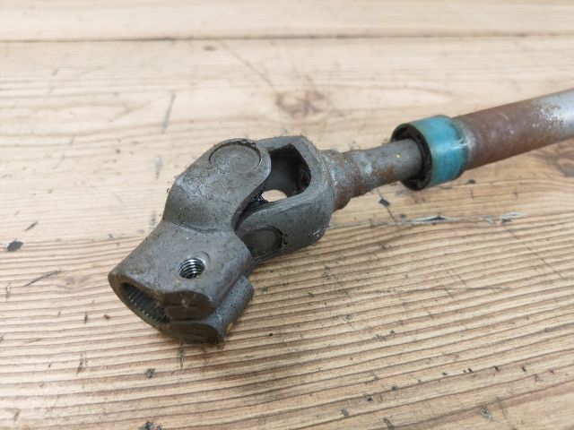 bontott HYUNDAI TUCSON Kormánykardán