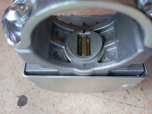 bontott HYUNDAI TUCSON Kormányzár (Elektromos)