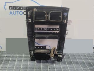 bontott HYUNDAI TUCSON Középső Szellőző